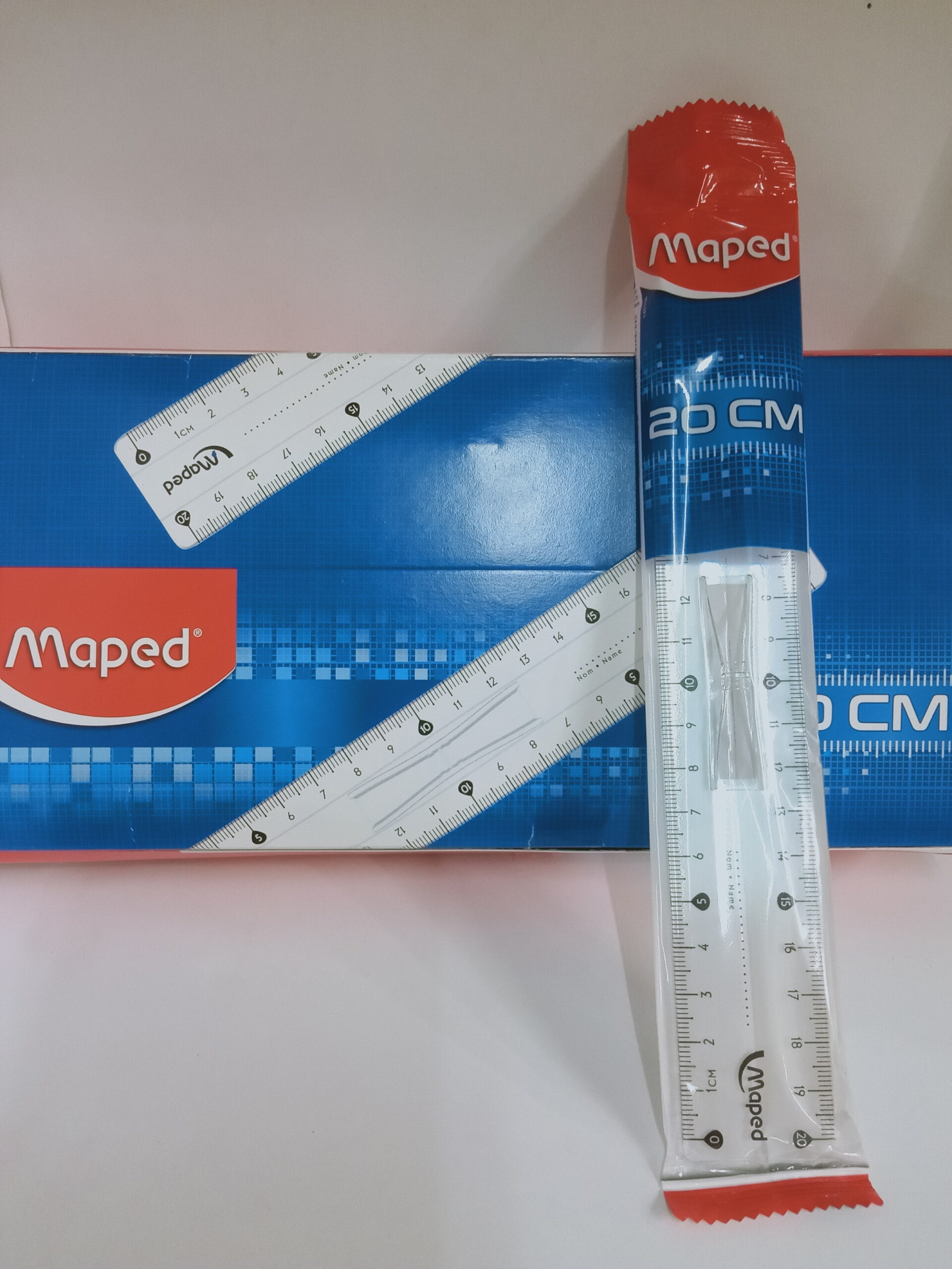 Règle plate 20 cm Maped